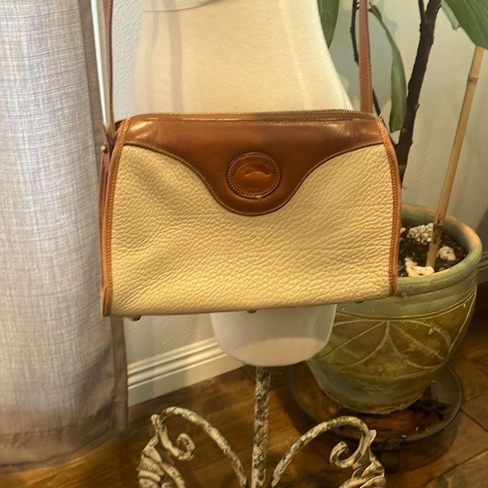 Dooney and Bourke leather crossbody purse.